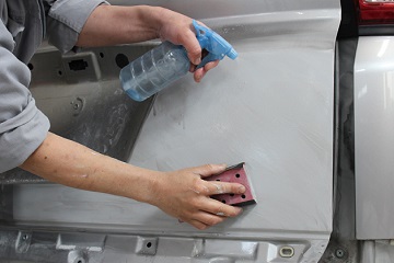水研ぎ作業